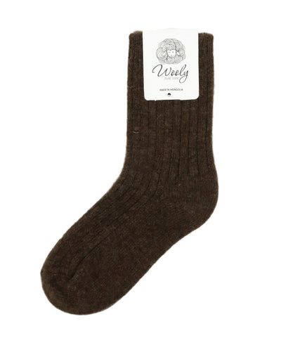 Natural wool socks in brown, ribbed texture, made from 100% Mongolian wool